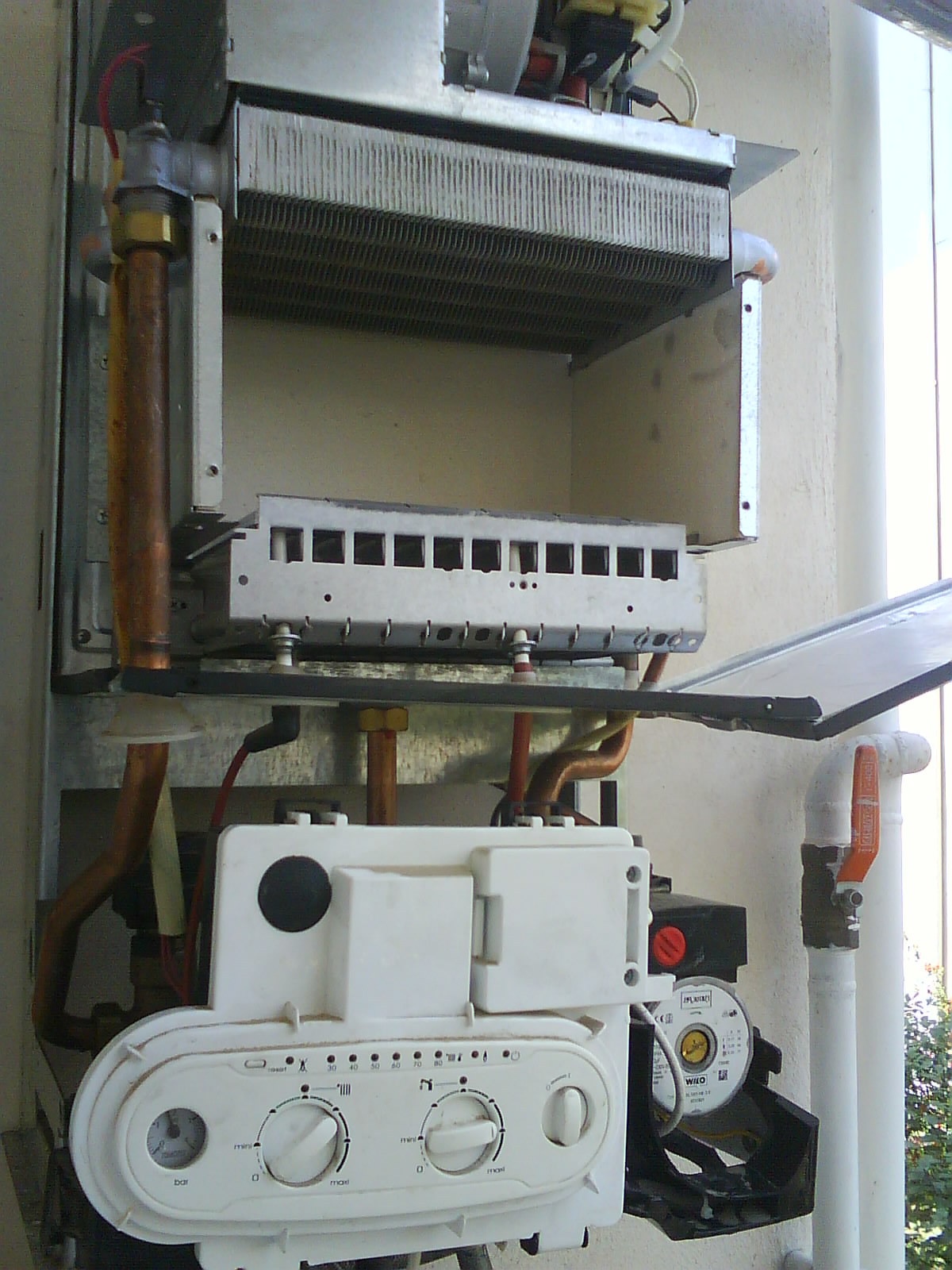 تاسیسات ساختمان